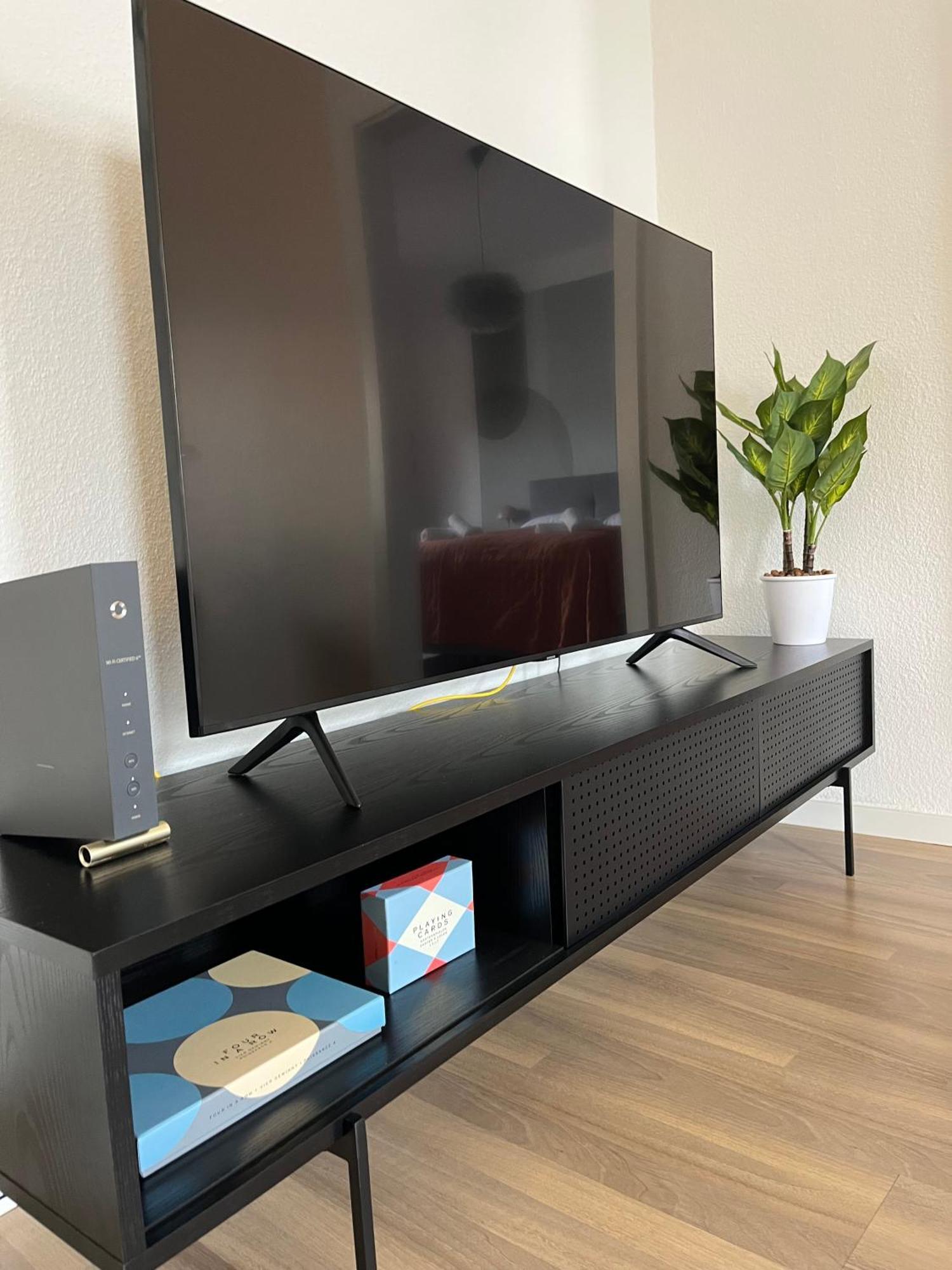 Olive Apartments - 86M2 - Kingsize - Free Parking Hannover Buitenkant foto
